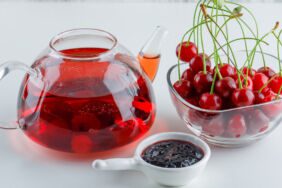 Kiraz sapı faydaları nelerdir kiraz sapı çayı nasıl yapılır kiraz sapı çayı ödem atar mı