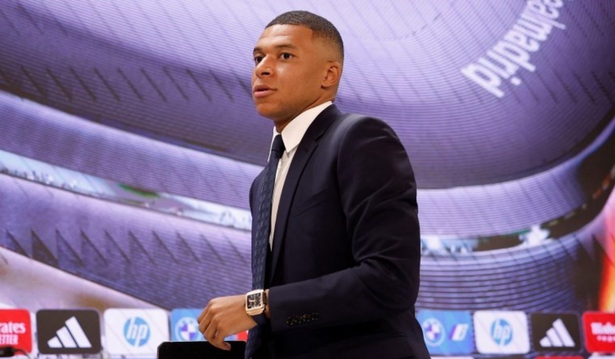 Kylian Mbappe 15 Milyon Euro’ya kulüp sahibi oluyor!