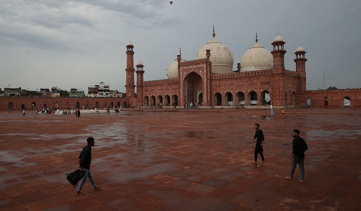 Lahor'daki Padişah Cami Pakistan'ın mimari harikası