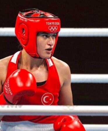 Milli boksör Esra Yıldız Kahraman kimdir Esra Yıldız Kahraman kaç yaşında ve nereli