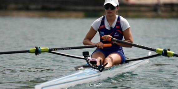 Milli kürekçi Elis Özbay, Paris 2024’te çeyrek finalde!