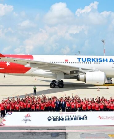 Paris 2024 Yaz Olimpiyatları'na giden sporcular uğurlandı