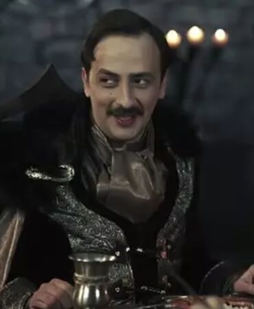 Prens'in yıldızı Kerem Özdoğan'ın yeni dizisi belli oldu!