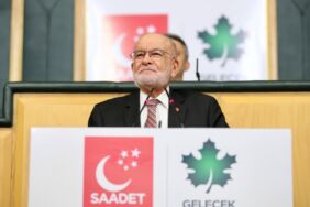 Saadet Partisi Başkanı Temel Karamollaoğlu'nun annesi vefat etti