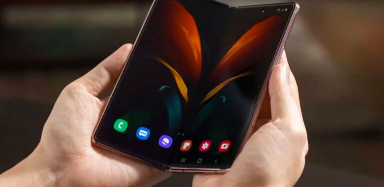 Samsung ve Louis Vuitton'dan büyük ortaklık Ultra lüks bir telefon mu geliyo