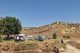 Serinlemek için dereye giren çocuk boğuldu