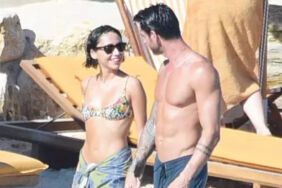 Serkay Tütüncü ve Zeynep Bastık'tan tekne tatilinde samimi kareler