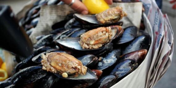 Sıcak havada sokak lezzetlerinde ‘seyyar’ tehlike