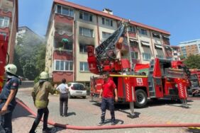 Şişli'de 4 katlı binada çıkan yangın söndürüldü