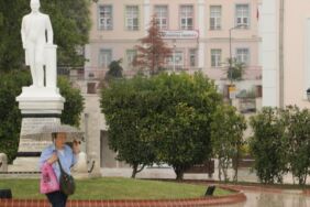 Tekirdağ'da gök gürültülü sağanak etkili oldu