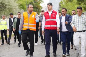 Temizlik ve bakım çalışmalarının yeni durağı Barbaros Mahallesi