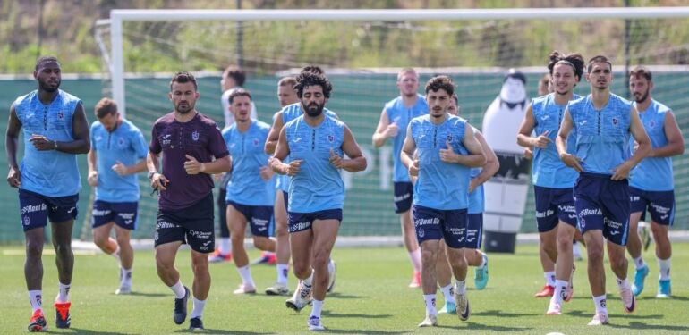 Trabzonspor, Macaristan'da hazırlıklarını sürdürüyor (2)