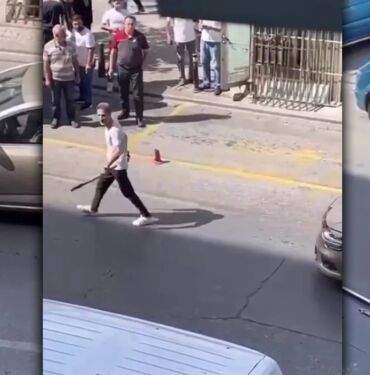 Ümraniye’de samuray kılıçlı maganda terör estirdi