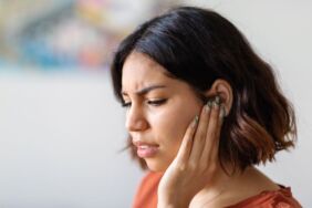 Uzmanı uyardı Havuz ve deniz sonrası kulakta artan tehlikeye dikkat