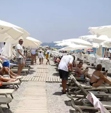 Yaz, kış boş kalmayan plajda tatilin günlük maliyeti dudak uçuklatıyor