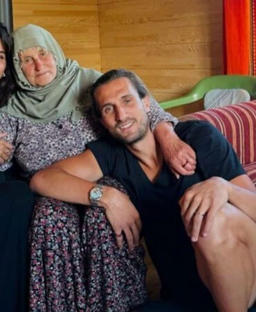 Yusuf Yazıcı ve Melisa Aslı Pamuk çiftinden Trabzon'a aile ziyareti