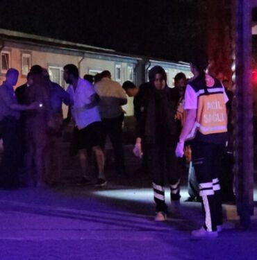 Zonguldak’ta plaj görevlisi kurşun yağdırdı 2 yaralı!