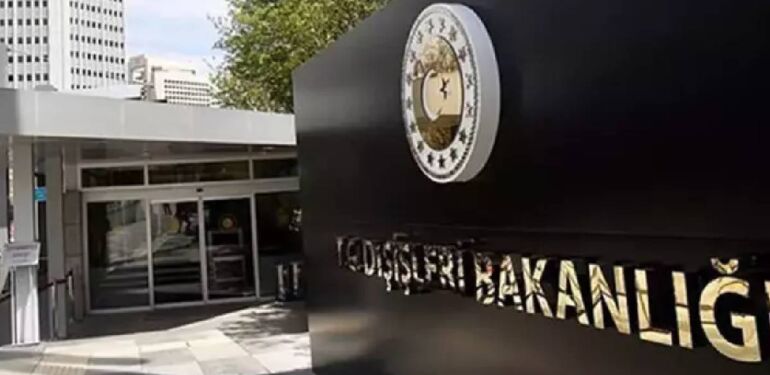 Ankara’dan ilk İran açıklaması: ‘Tarafları saldırılara bir an önce son vermeye davet ediyoruz’