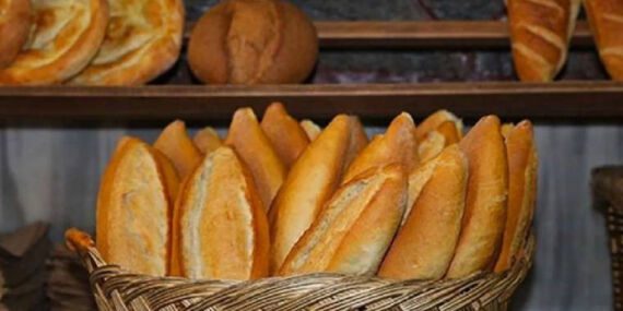 Fırıncılar Odası Başkanı duyurdu: İzmir’de ekmeğe zam geldi!