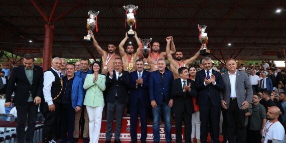 Özel ve İmamoğlu’ndan Edirne Belediye Başkanı Akın’a ‘Kırkpınar’ ziyareti!