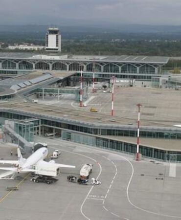 mulhouse havaalanı bomba ihbarı
