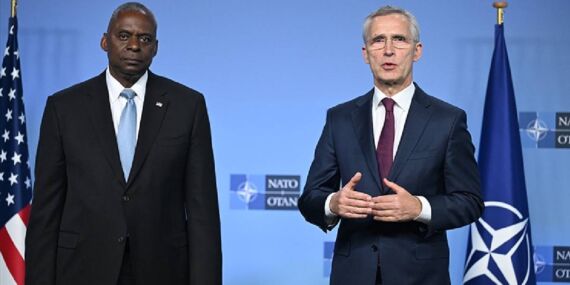 NATO Genel Sekreteri Stoltenberg ve ABD Savunma Bakanı Austin bir araya geldi
