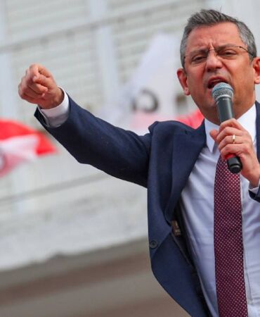 özgür özel balıkesirde