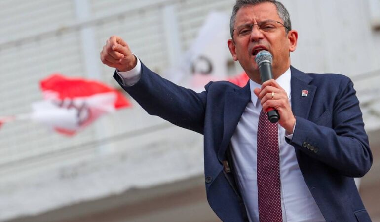 özgür özel balıkesirde