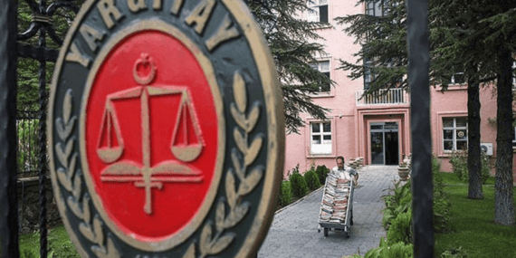 Sosyal medya paylaşımları boşanma dosyasına girdi: Yargıtay’dan dikkat çeken karar