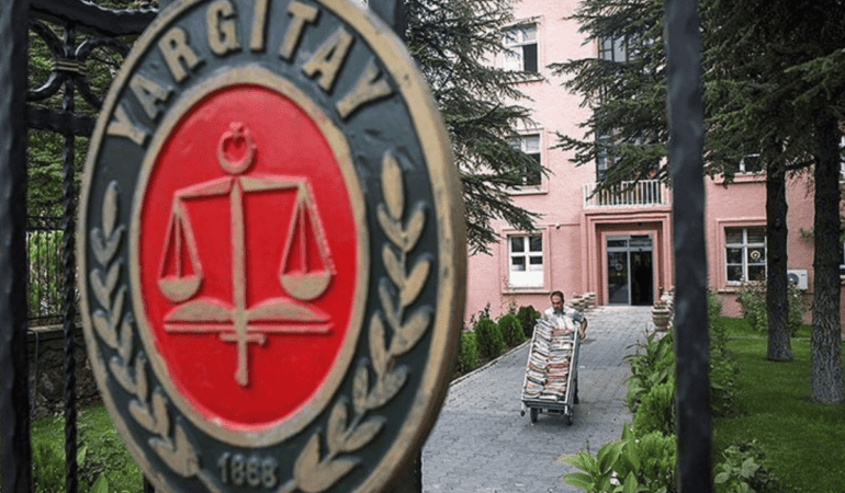 İşyerinde küfür ve hakaret tazminatı yaktı!