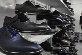 2 numara büyük giydiği ayakkabı hayatını kurtardı...