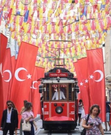 29 Ağustos yarım gün mü 30 Ağustos Zafer Bayramı resmi tatil mi, hangi güne denk geliyor