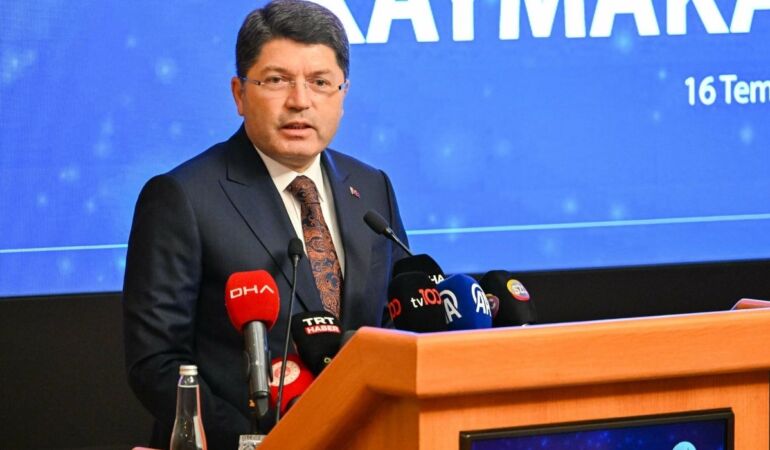 Adalet Bakanı Yılmaz Tunç, CHP'li Tucay Özkan hakkında soruşturma başlatıldığını duyurdu