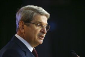 Aytun Çıray'dan Erdoğan'a tepki 'Cibilliyetim bana, teröristin yasını tutma, dedi'