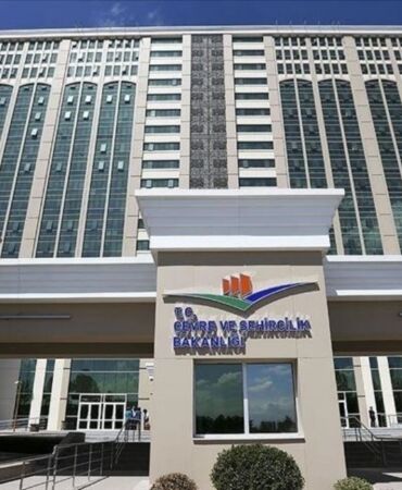 Bakanlıktan, Antalya Büyükşehir Belediyesi'ne 464 bin 585 lira para cezası
