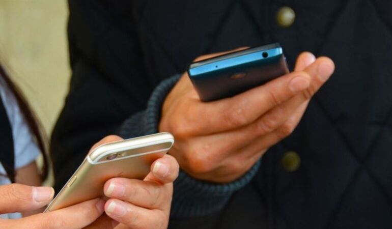 Belçika'da, öğrencilere akıllı telefon yasağı
