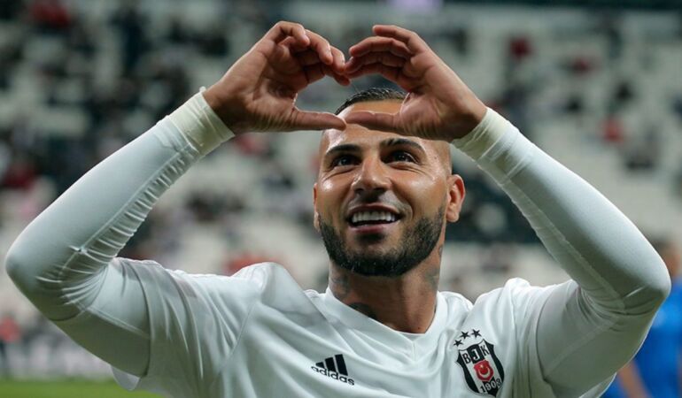 Beşiktaş'ın eski yıldızı Quaresma sezonu açtı! Son hali gündem oldu