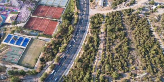 Bodrum’a tatilci akını: Araç yoğunluğu havadan görüntülendi