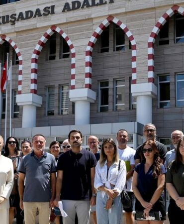 CHP Kuşadası Gençlik Kollarından, BTK yetkililerine suç duyurusu
