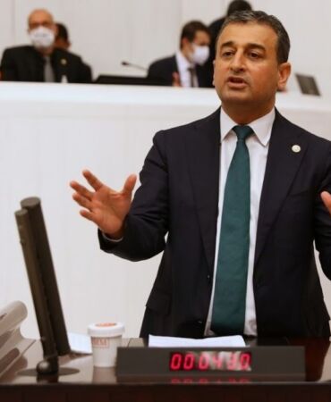 CHP'li Burhanettin Bulut, iktidara tepki gösterdi 'Bu ülkede ne kadar sorun varsa sebebi sizsiniz'