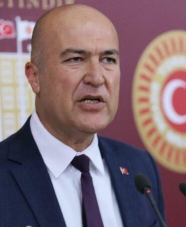 CHP'li Murat Bakan 'Terörizmin kol gezdiği ne kadar ülke varsa, hepsini sorgusuz sualsiz ülkeye alıyoruz'