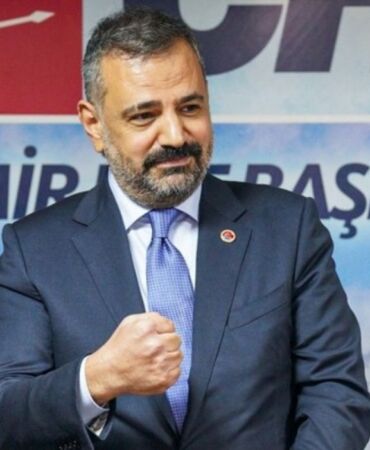 CHP'li Şenol Aslanoğlu'ndan AKP'ye 'CHP'li gerekirse çöpleri eliyle toplar, yine de onlara bu hazzı yaşatmaz'