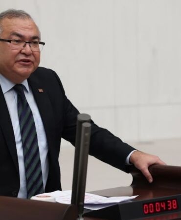 CHP'li Süleyman Bülbül '18 yıl önce çiftçiye, ananı da al git, diyen AKP zihniyeti bugün hala aynı yerde duruyor'