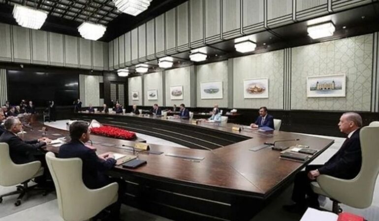 Kabinede değişiklik iddiaları!