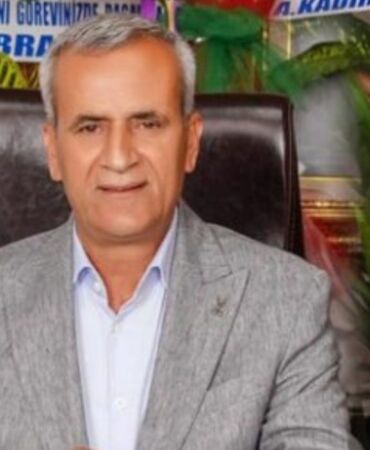 DEM Parti'li Belediye Başkanı istifa etti