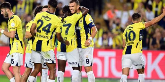 Dzeko attı! Fenerbahçe galibiyetle başladı!
