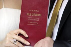 EŞİK 'Soyadı tartışması bitmedi, ertelendi'