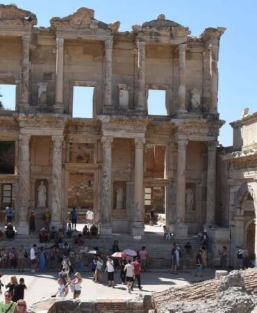 Efes Antik Kenti, ilk 7 ayda en çok ziyaretçi ağırlayan müze oldu
