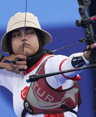 Elif Berra Gökkır Paris 2024'te son 16 turunda!