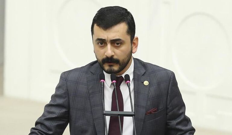Eren Erdem CHP'den istifa ettiğini açıkladı '100 yıllık partiyi belediye başkanlarının oyuncağı yaptınız'